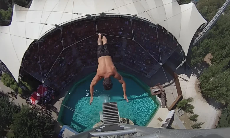 Jóvenes atletas elevan el nivel del high diving con coreografías aéreas cada vez más complejas y espectaculares